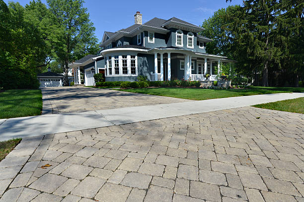 Best Driveway Resurfacing Pavers  in Plainedge, NY